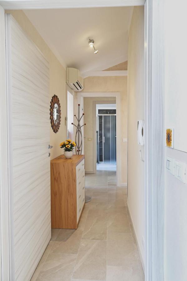 Flower Apartments Бардолино Екстериор снимка