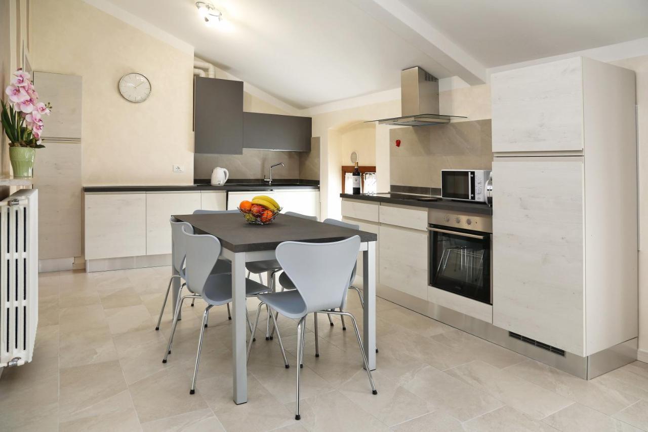 Flower Apartments Бардолино Екстериор снимка