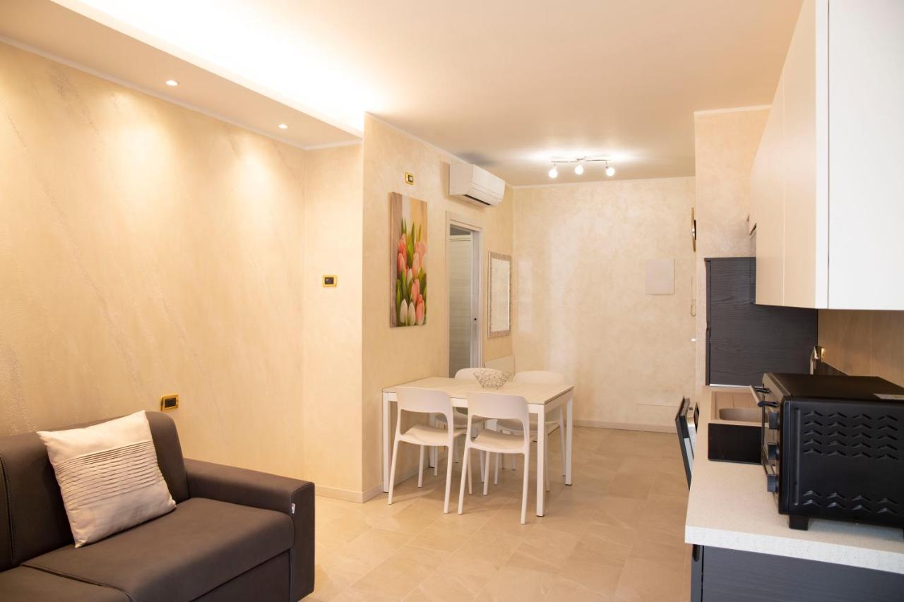 Flower Apartments Бардолино Екстериор снимка