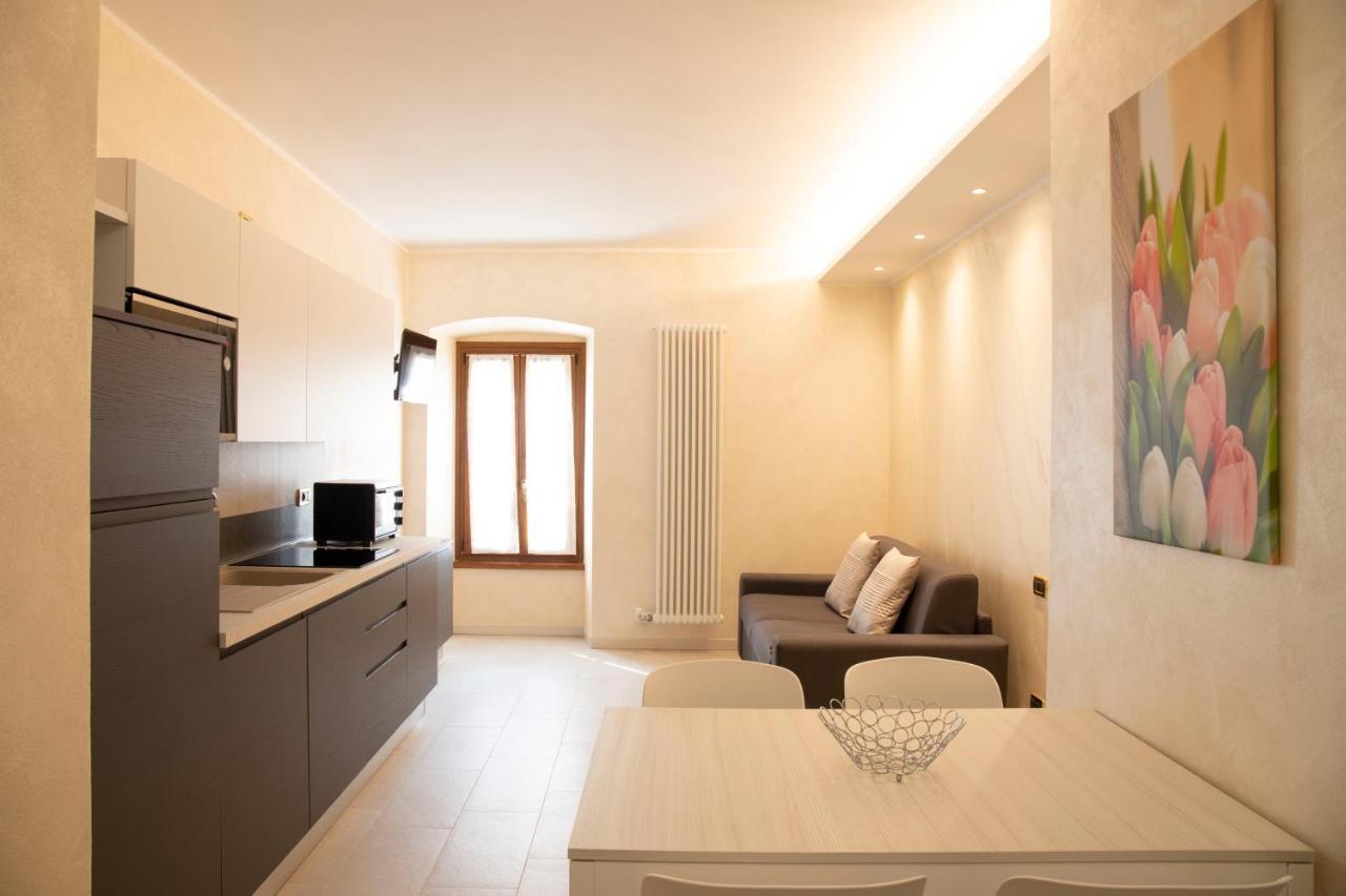 Flower Apartments Бардолино Екстериор снимка